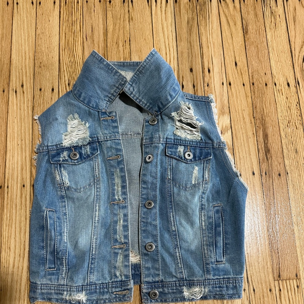 Distressed denim vest. Cropped. Size M. Silver hardware.